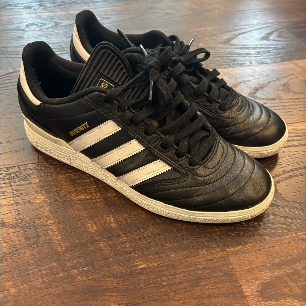 Adidas Busenitz 9.5 Black and White Men's Shoes